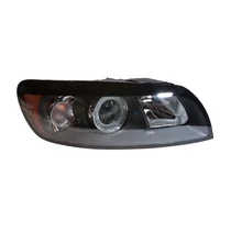 VOLVO ALKATRÉSZ : 31335214 - Fényszóró jobb D2S (Xenon)